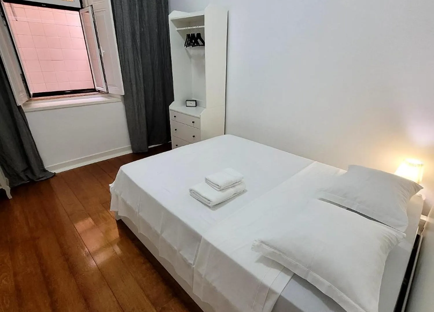 Varanda Privada Iroom Lisbon 0*,